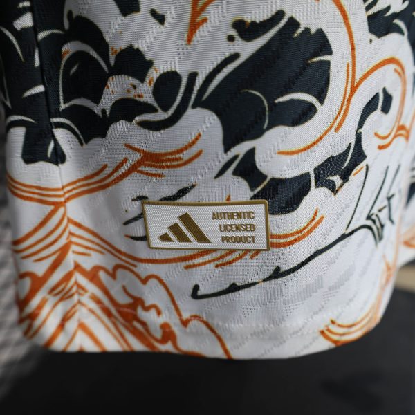 Real Madrid Dragon Special Edition Shirt Player Edition Football Jersey 25-26 - Image 9