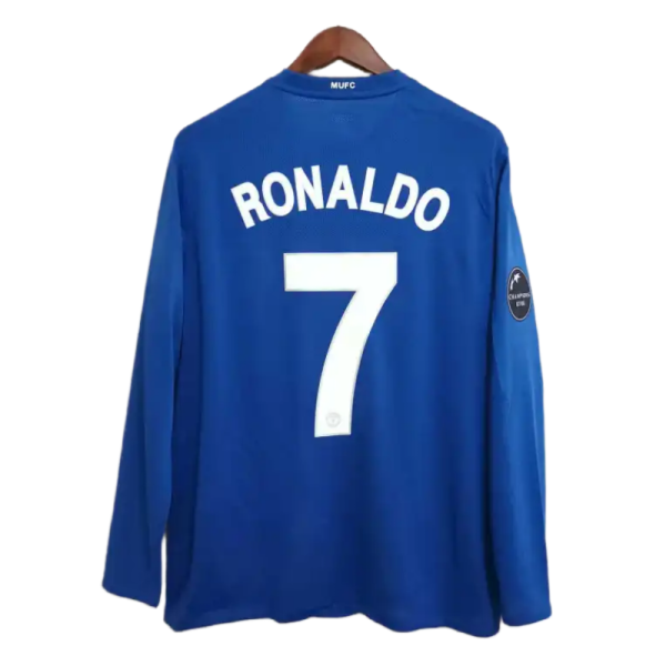 08-09 Manchester United Home Retro Jersey #7 Ronaldo Long Sleeve - Image 2