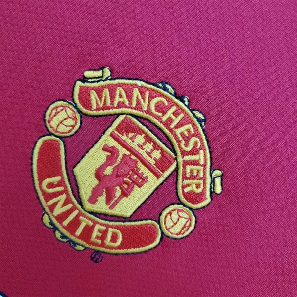 2005/06 Manchester United Retro Jersey Home - Image 5