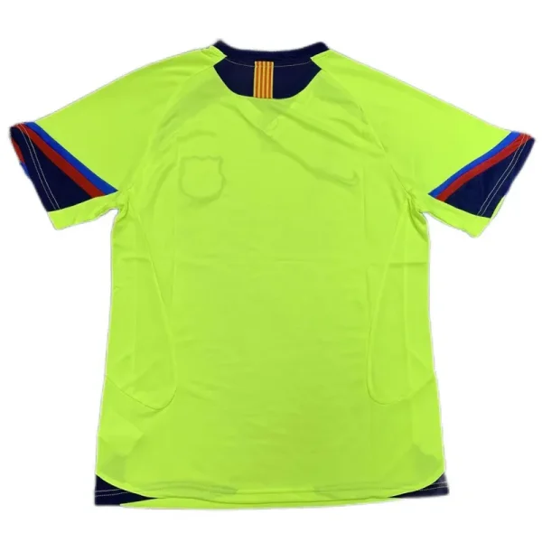 2005/06 Barcelona Retro Away Jersey - Image 2