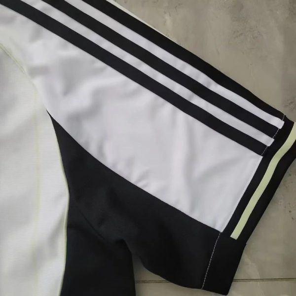 Real Madrid 2025-26 casual white striped short sleeved shirt - Image 5